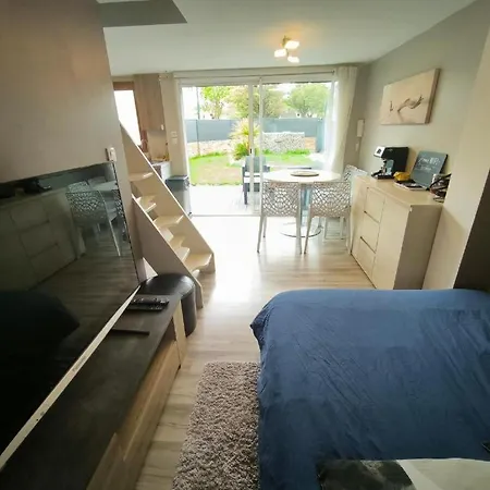 Havre De Paix Avec Jardin Privatif Et Parking Gratuit A 15 Min De Versailles Apartment *